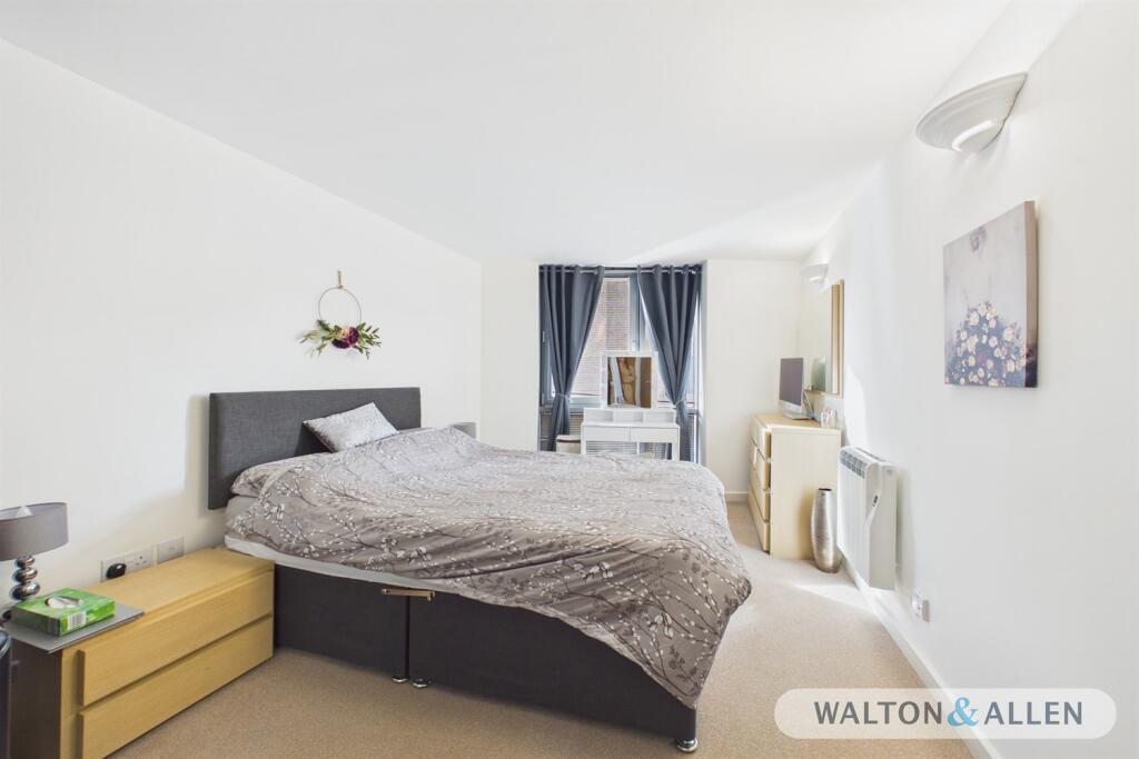 Apartment in Nottingham, Hockley, The Meadows - View 4