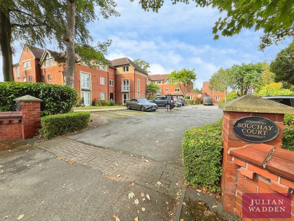 2-bed house on Clothorn Road, Didsbury, Manchester, M20, £210,000