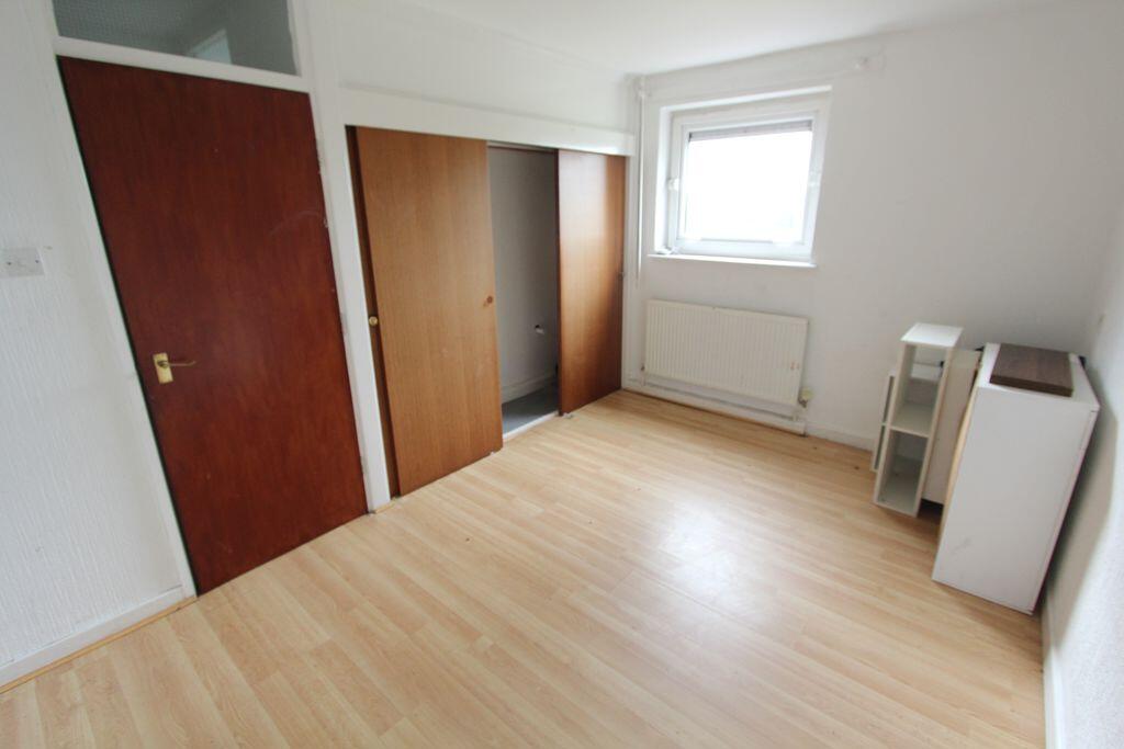 Apartment in Rochdale, Great Howarth - More