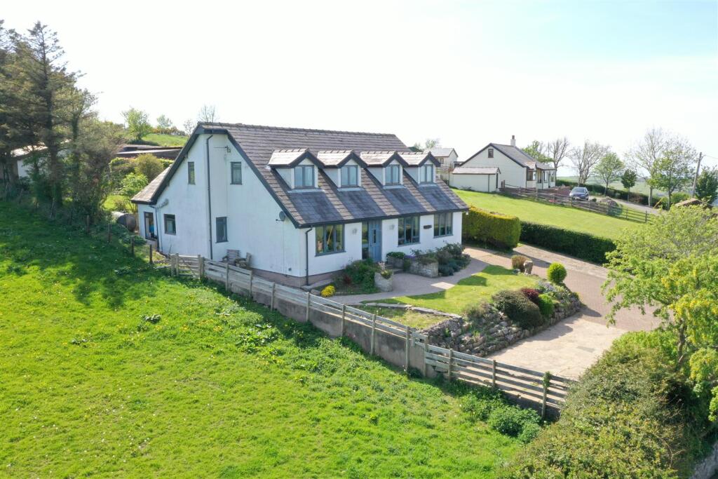 Cilgwyn Road, Llanelian, Colwyn Bay photo 2