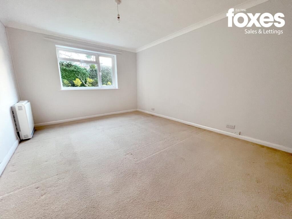 Apartment in Bournemouth - More