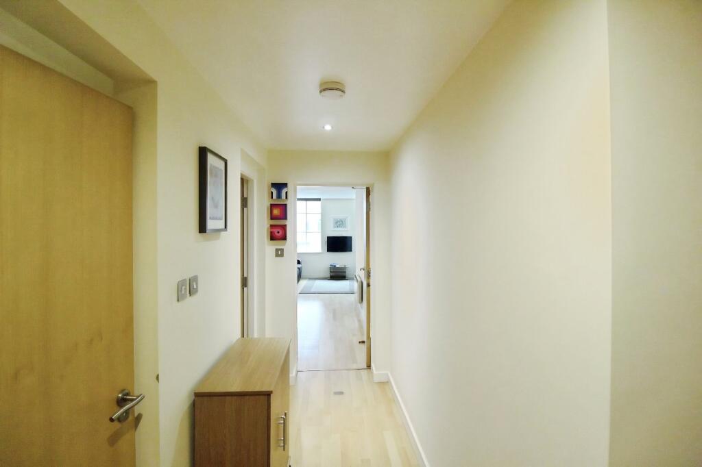 Apartment in Leeds, Warehouse Hill, Lovell Park - More