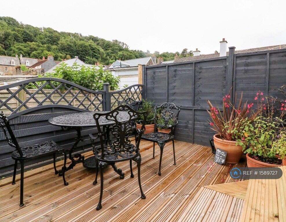 House in Exeter - View 3