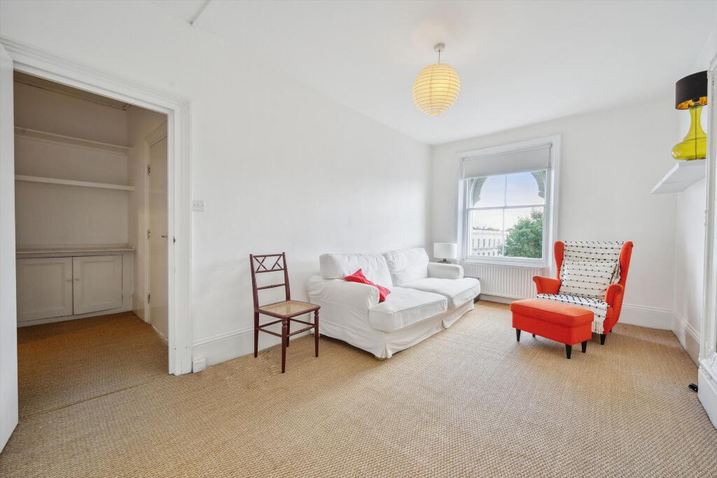 Apartment in London - View 5