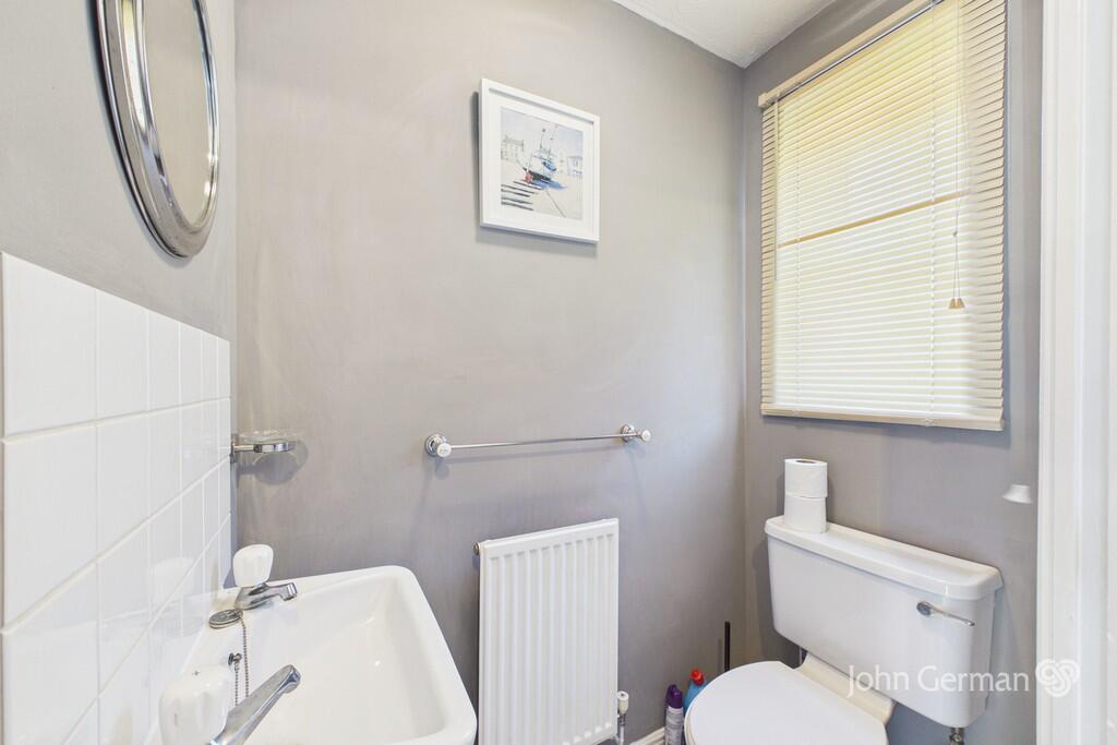 Caraway Drive, Branston photo 4