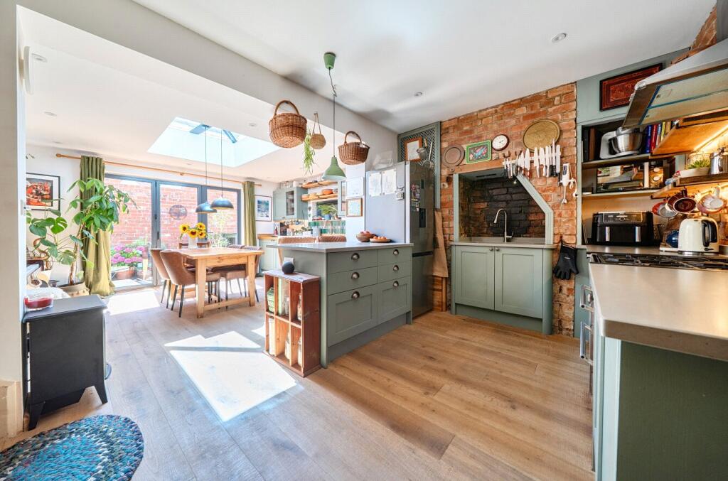 House in Llandrindod Wells - View 2