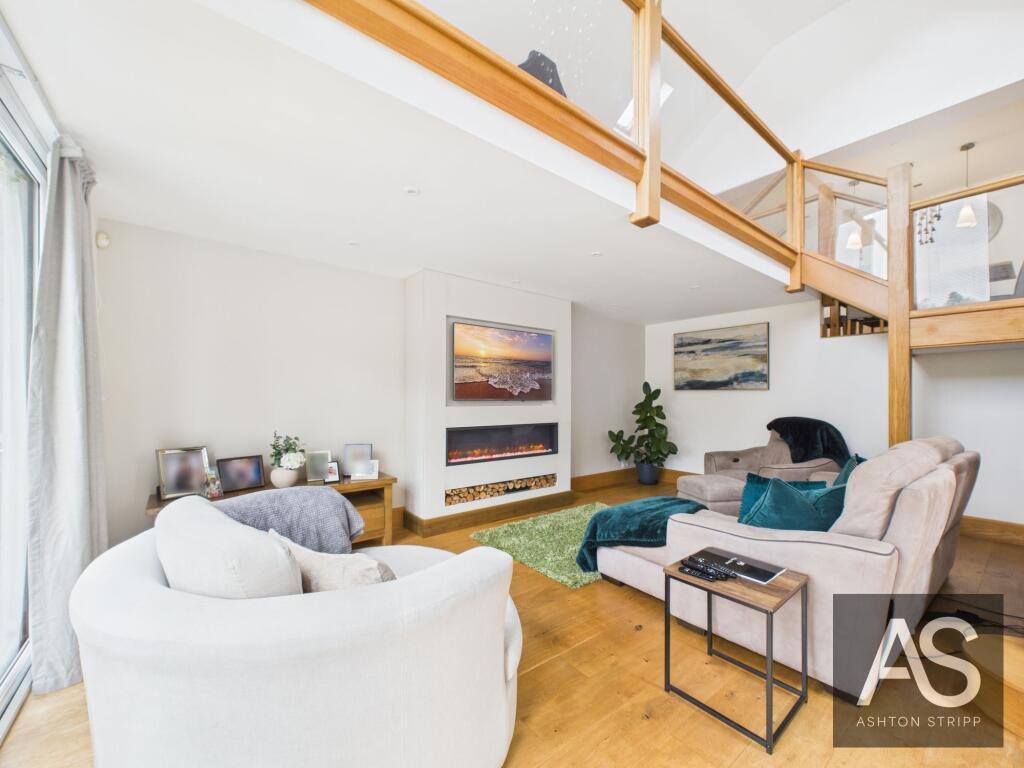 Main image of property: The Spinney, Battle, TN33