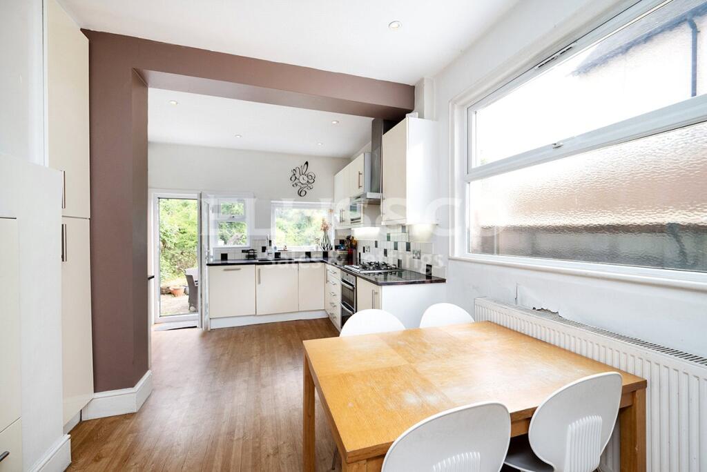 Millway, Mill Hill, London, NW7 photo 4