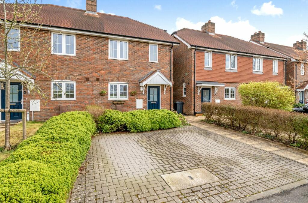 2-bed semi-detached on Heath Road, Soberton, Southampton, Hampshire, SO32, £280,000