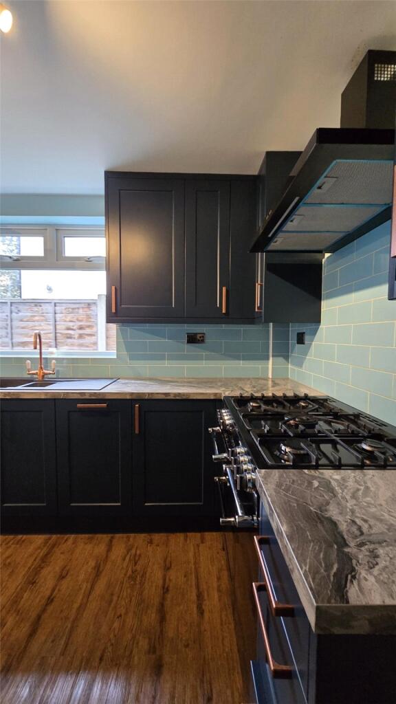 House in London, West Ham - View 3