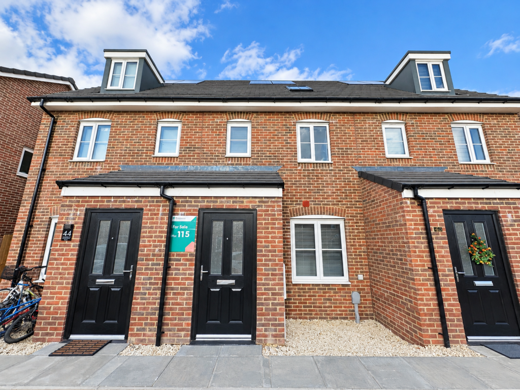 Main image of property: Mayflower Lane, Grimsby, North East Lincolnshire