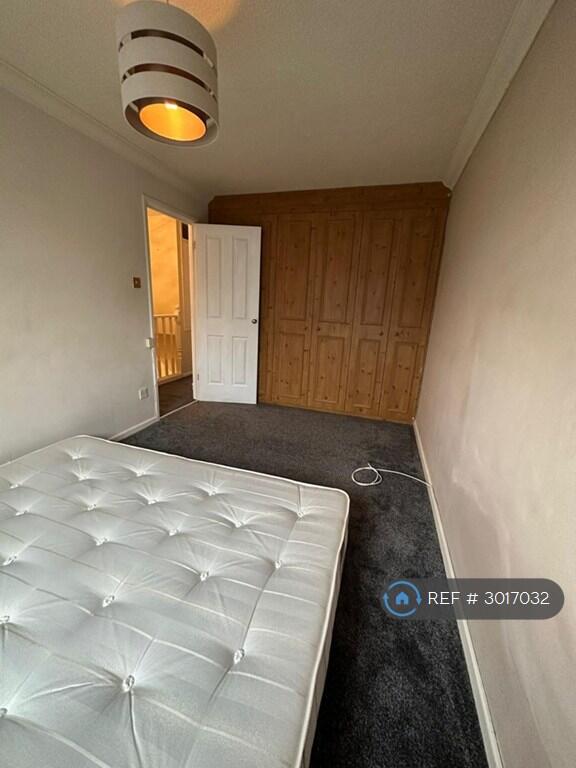 House in Bolton - View 4