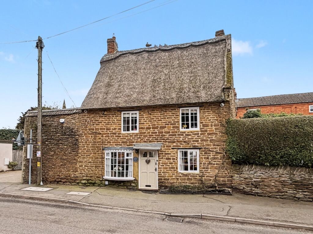 Main image of property: Thatch Cottage, 23 Main Road, Crick, Northamptonshire, NN6 7TU