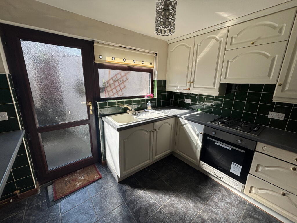 House in Lancaster, Dalton Town with Newton - View 3