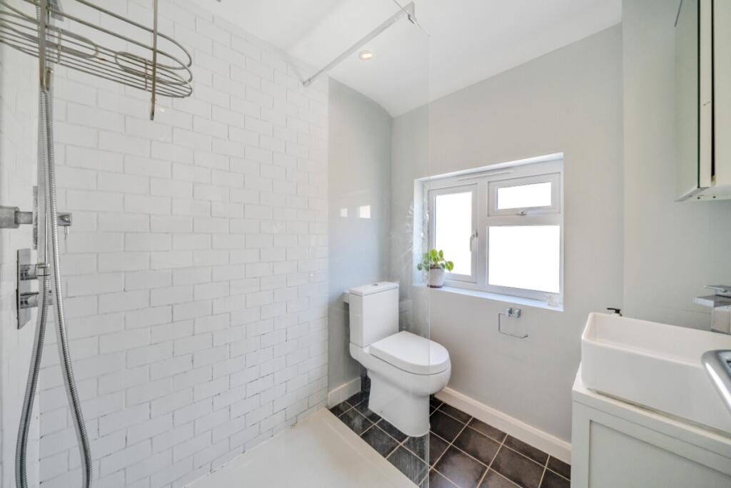 Apartment in London, Stockwell - More