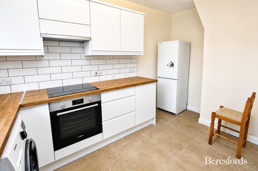 Apartment in South Ockendon, Essex - View 5