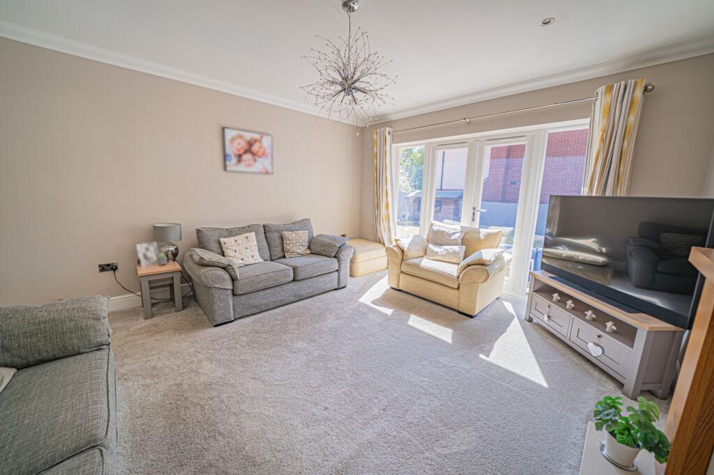 House in Solihull, Balsall - View 4