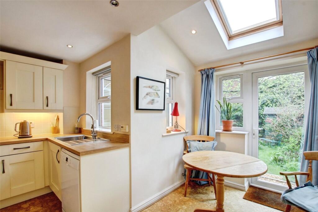 Douglas Villas, Durham, DH1 photo 2