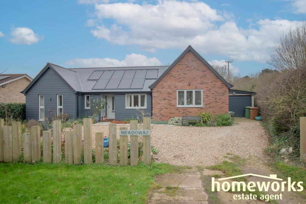3-bed detached on Etling Green, Dereham, NR20, £475,000