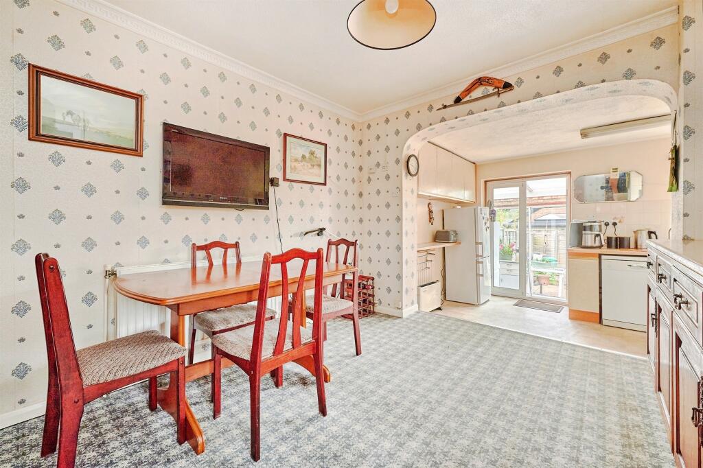House in Uttlesford, Saffron Walden - More