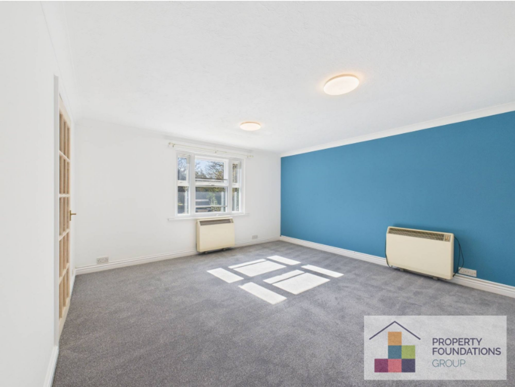 Apartment in Reading - View 2