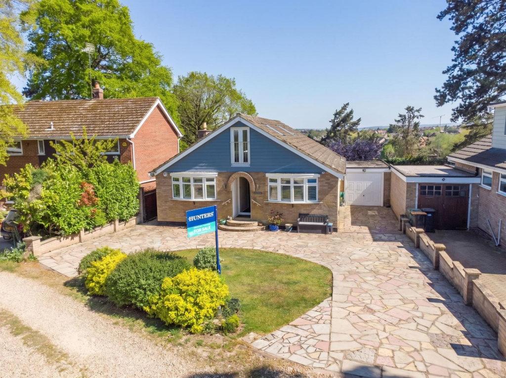 Main image of property: Bossington Lane, Leighton Buzzard