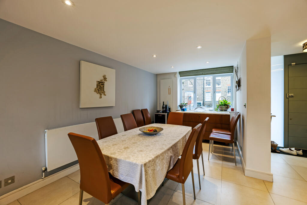 Upper Mall, London, W6 – pohled 5