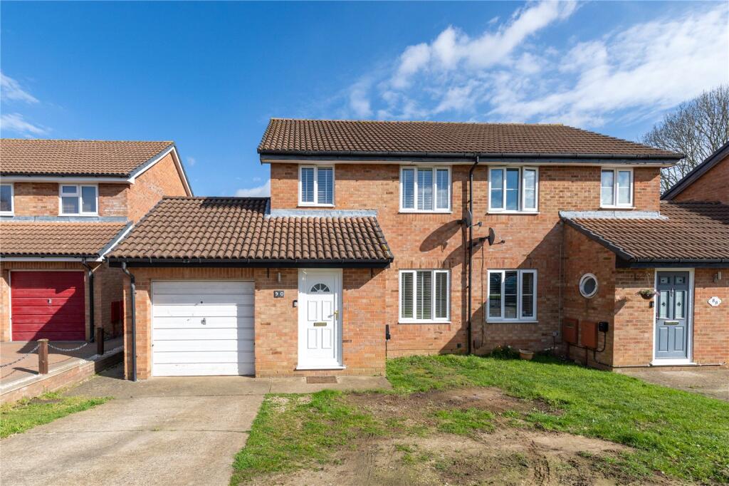 Main image of property: Burgess Gardens, Green Park, Newport Pagnell, Buckinghamshire, MK16