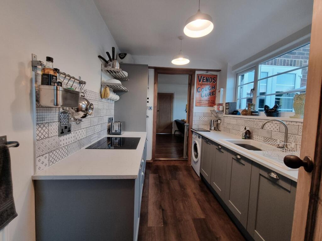 House in Hull, Kingston upon Hull - View 4