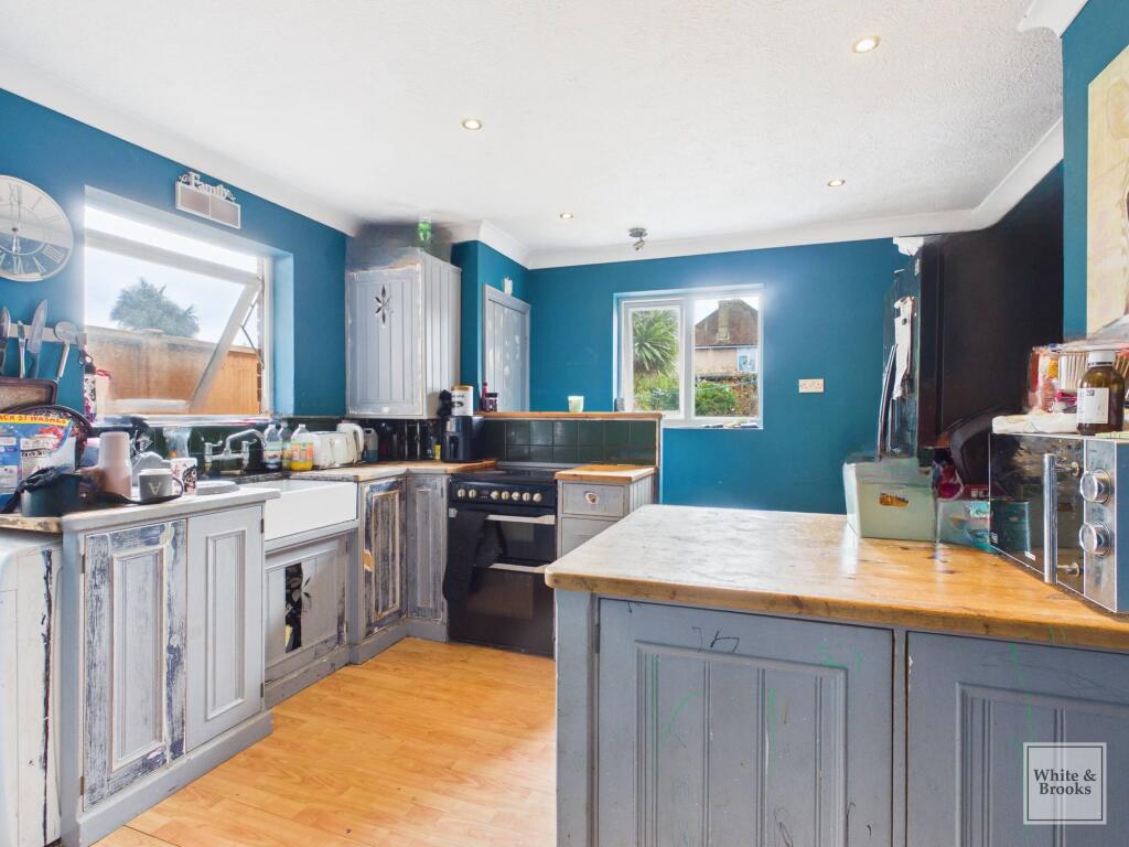 House in Portsmouth - View 3