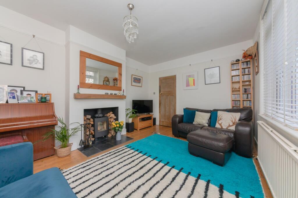 Nevill Crescent, Lewes, BN7 photo 2