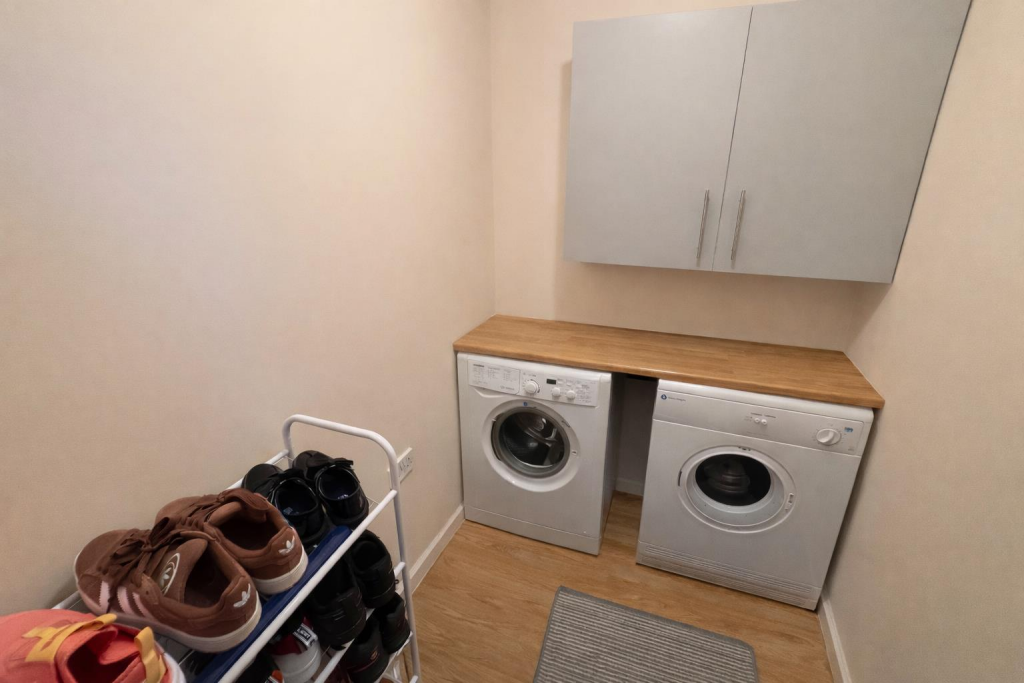 Wolverton Road, Mount Nod, Coventry - 4 Bed + LOFT ROOM photo 4