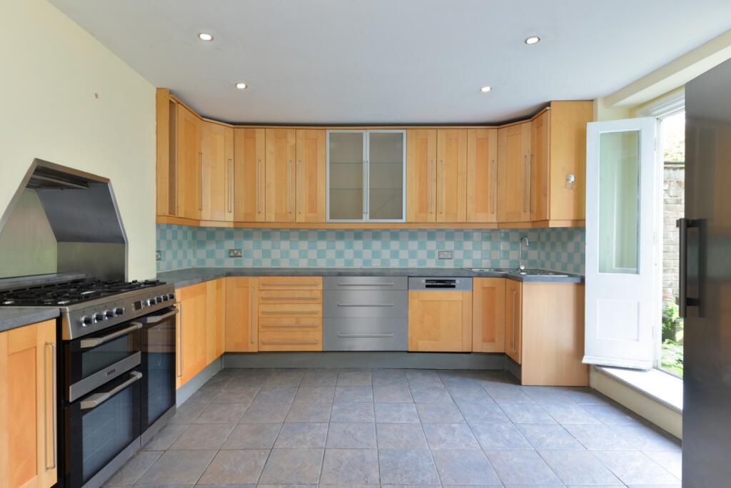 Whitstable Road photo 2