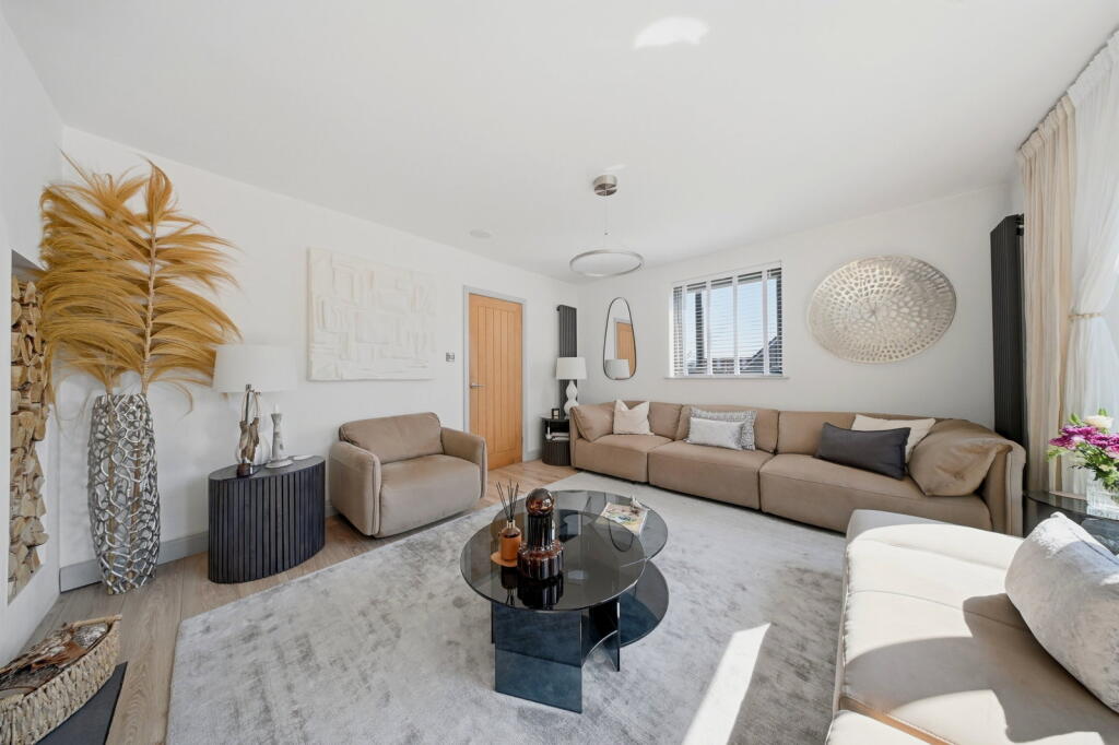 Knowsley Road West, Clayton Le Dale, Blackburn, BB1 9PW - View 5