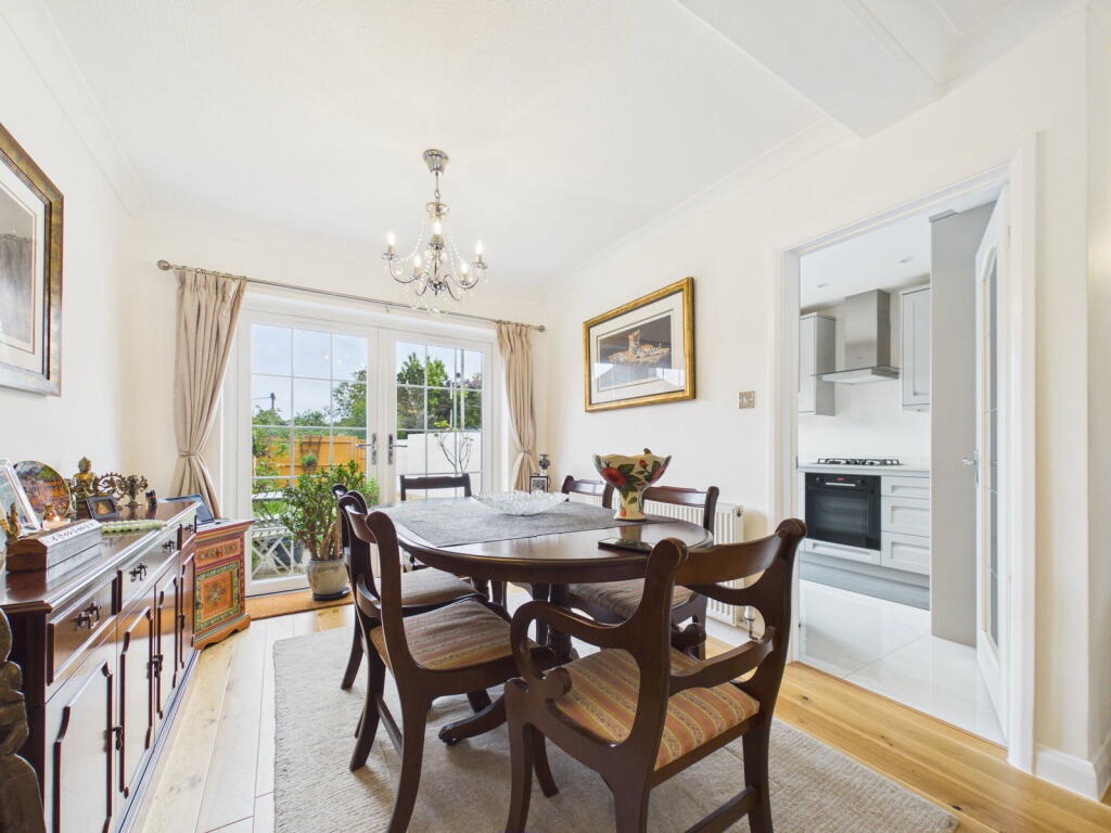 Cookham Road, Maidenhead, SL6 photo 4