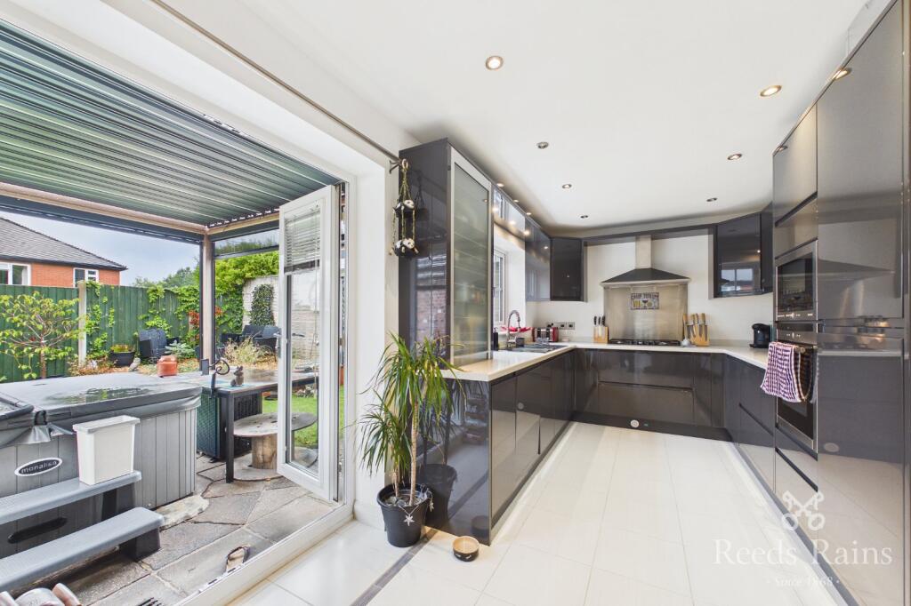 Bunts Lane, Congleton, Cheshire, CW12 photo 3