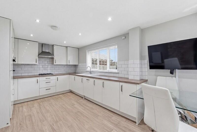 Wadham Close, Syston. LE7 2FF photo 4