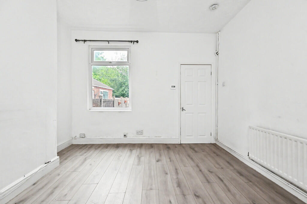House in Stoke-on-Trent - View 5