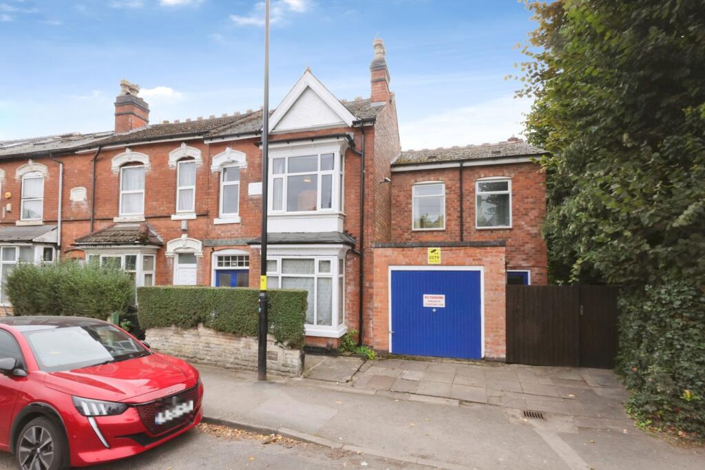 House in Birmingham - More