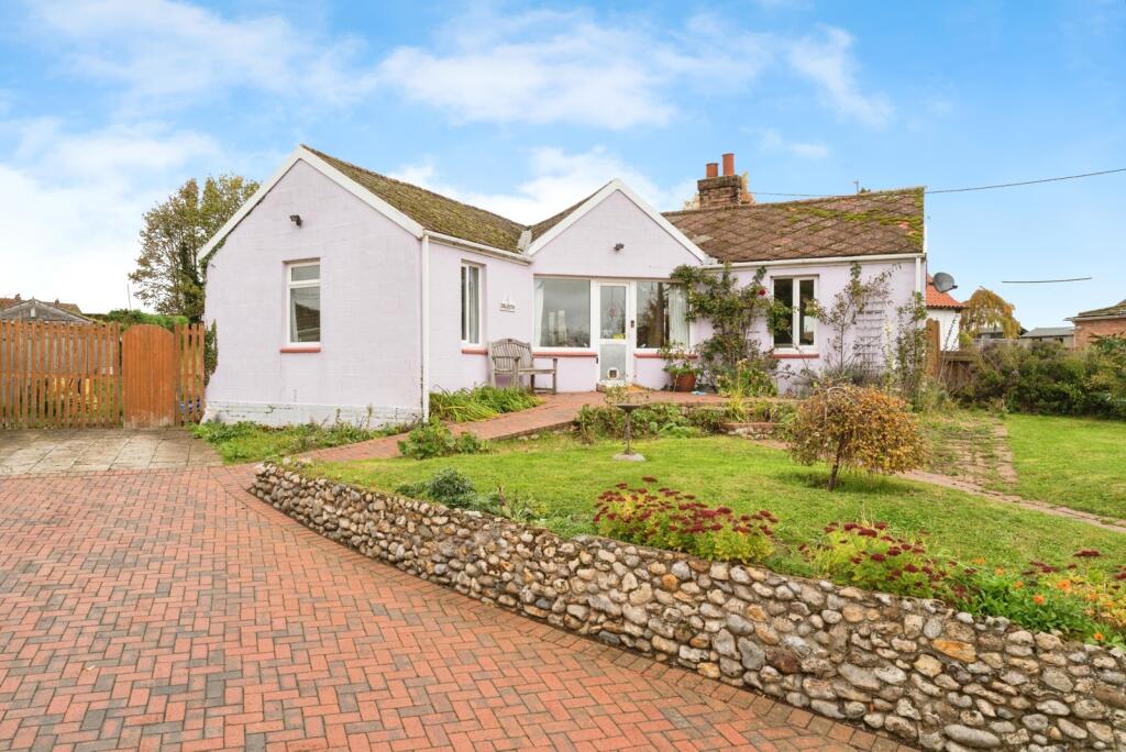 2-bed house on St. Peters Road, Walsingham, Norfolk, NR22, £250,000