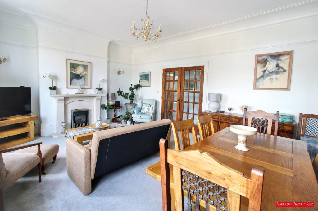 Apartment in Eastbourne, East Sussex - View 2