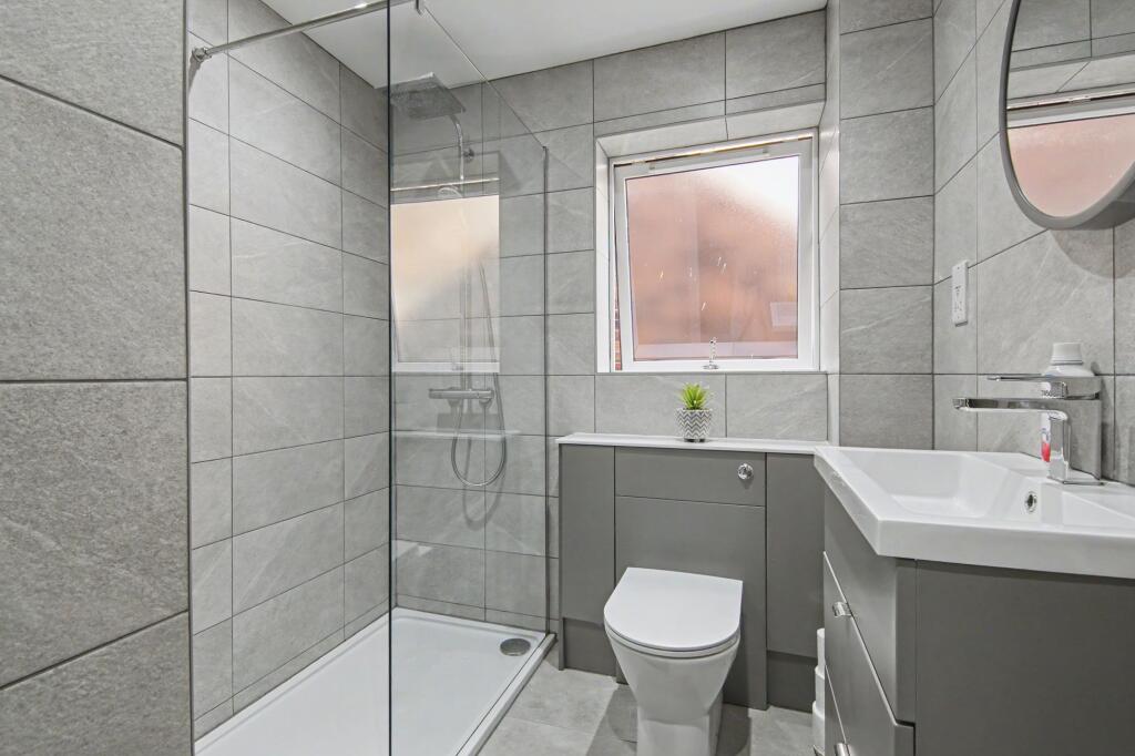 St. Declan Close, Nuneaton, CV10 photo 3