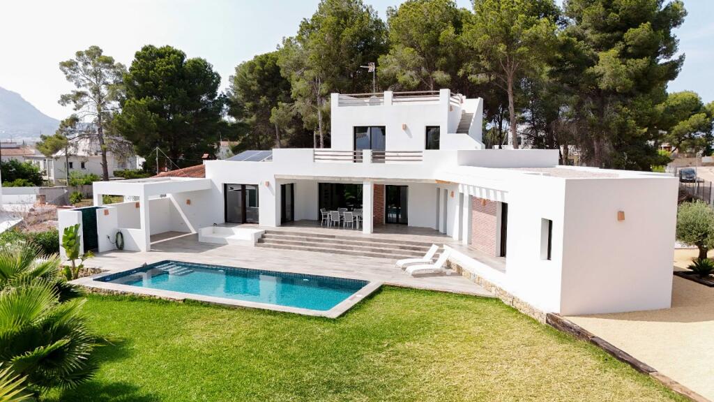 Main image of property: Valencia, Alicante, Javea