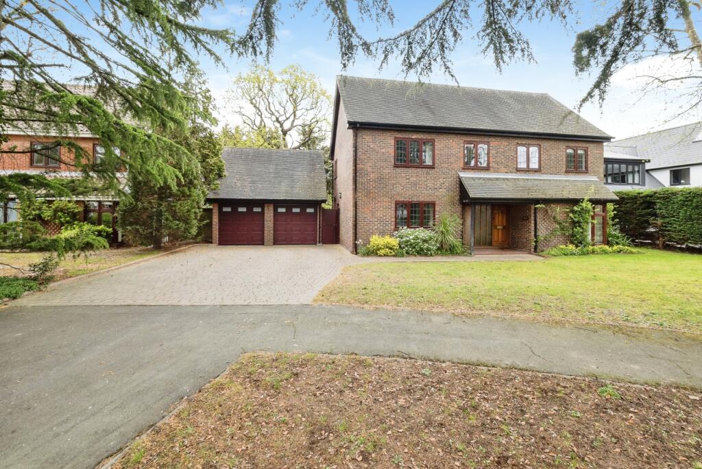 Main image of property: The Woodfines, Hornchurch, RM11