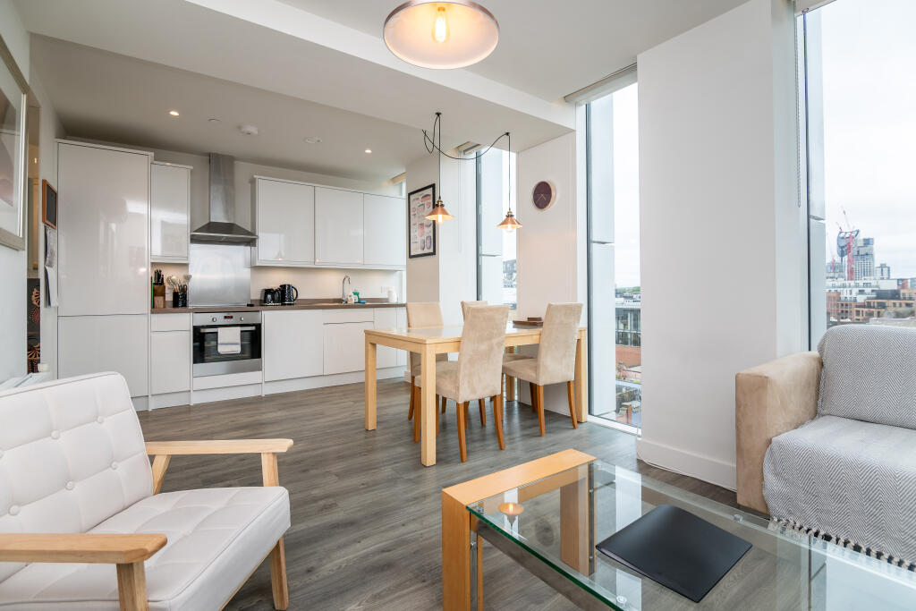 Apartment in London - View 2