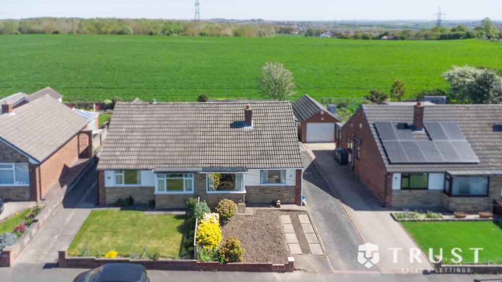 Main image of property: Manor Farm Drive, Soothill, WF17