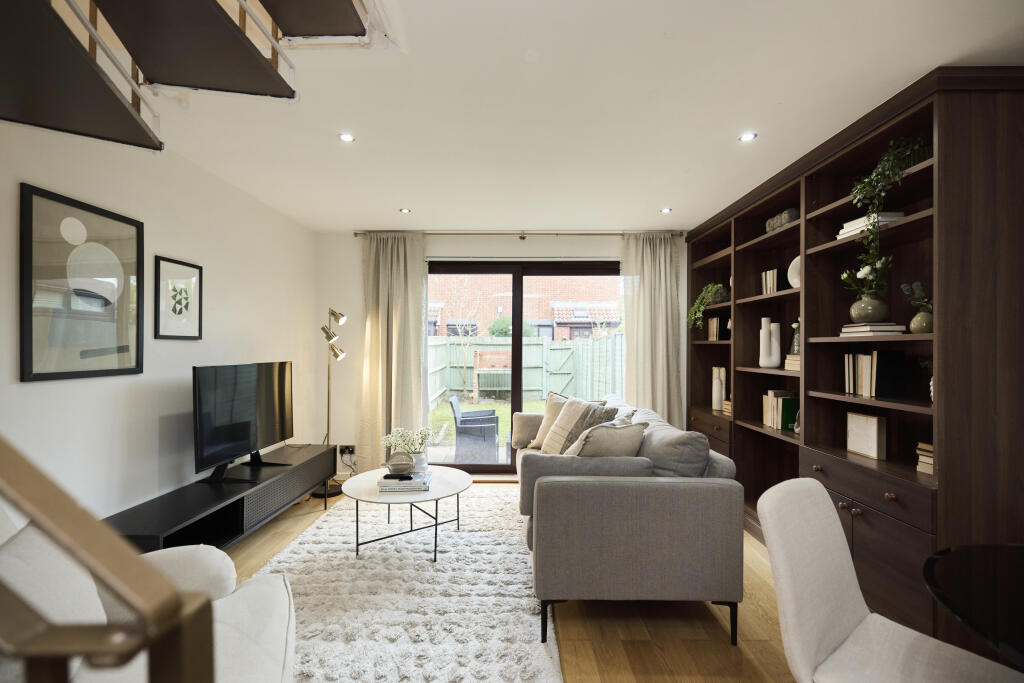 Main image of property: Claire Place, London, E14