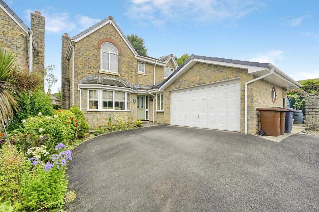 Main image of property: Eskdale Close, Burnley, Lancashire, BB10