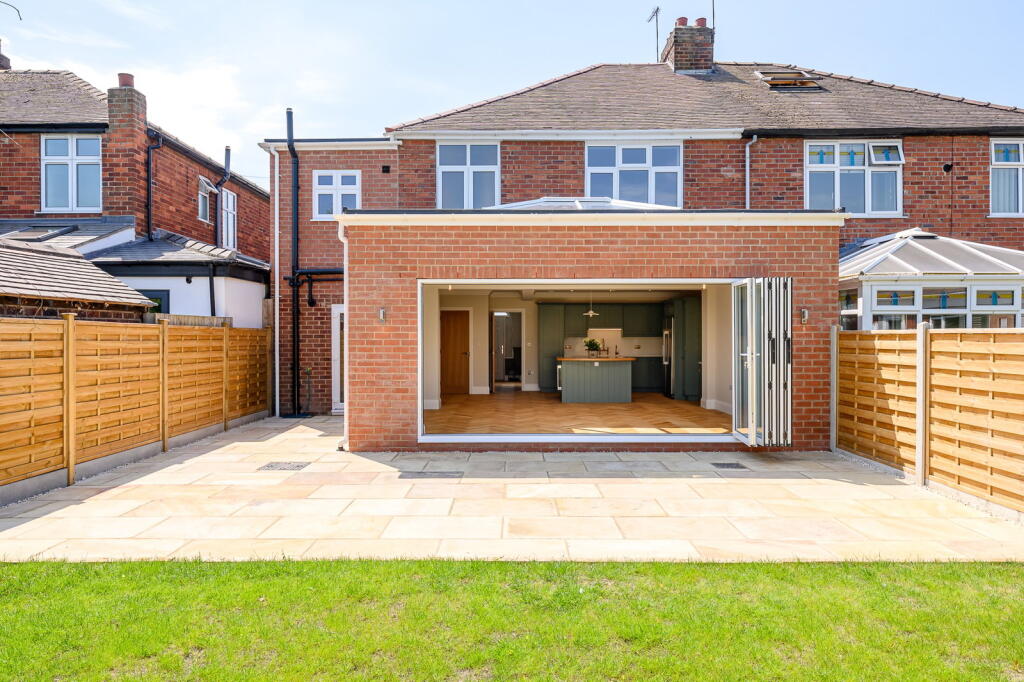 House in York - View 2