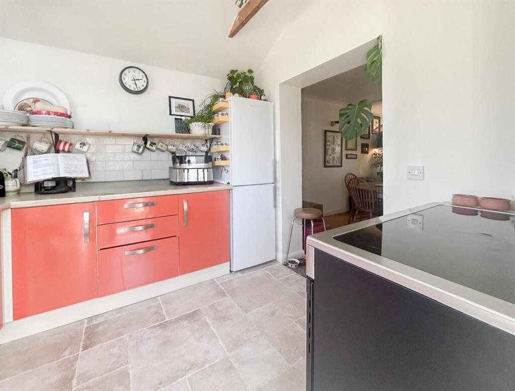 House in Tonbridge - More